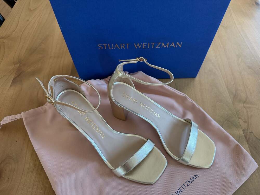 Stuart Weitzman Nudistcurve 75 Block Sandals in Gold Sz 9 New in box